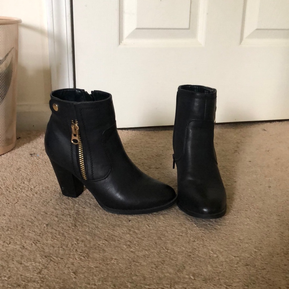 Black heeled ankle boots